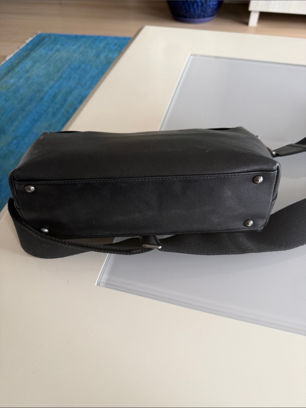 Akris Woven Leather Crossbody Bag in black - Picture 6 of 7